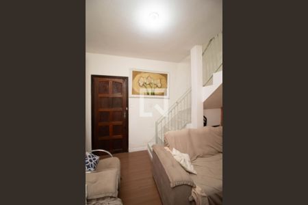 Sala de casa para alugar com 2 quartos, 270m² em Jardim Bela Vista, Guarulhos