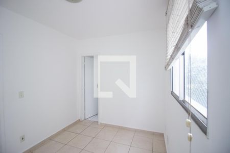 Quarto Suíte de apartamento para alugar com 2 quartos, 55m² em Cabral, Contagem