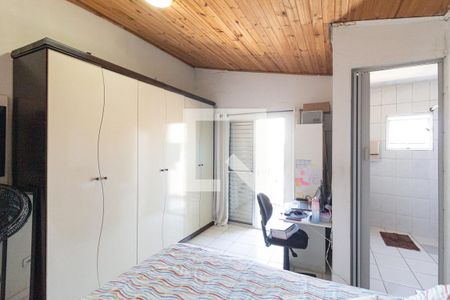 Suíte de casa para alugar com 2 quartos, 70m² em Vila Silviania, Carapicuíba