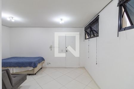 Sala/Quarto de kitnet/studio para alugar com 1 quarto, 30m² em Vila Andrade, São Paulo