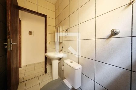 Banheiro de casa para alugar com 1 quarto, 26m² em Jardim Maringa, São Paulo