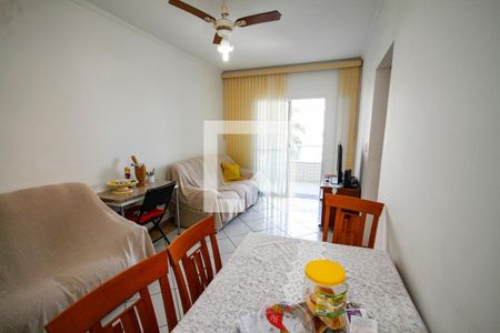 Sala de apartamento para alugar com 2 quartos, 70m² em Guilhermina, Praia Grande