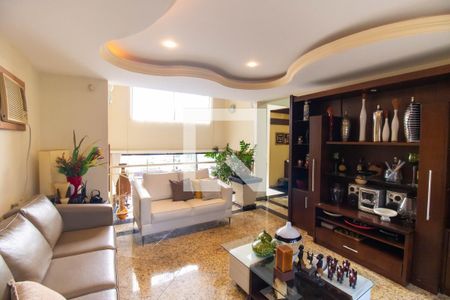 Sala de casa à venda com 5 quartos, 296m² em Camboinhas, Niterói