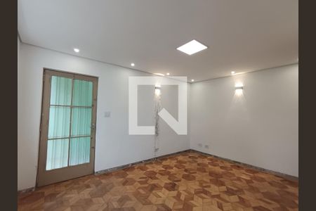 Casa para alugar com 3 quartos, 210m² em Vila da Saúde, São Paulo