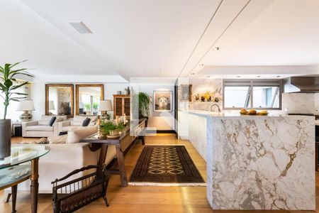 Casa à venda com 3 quartos, 459m² em Alto de Pinheiros, São Paulo