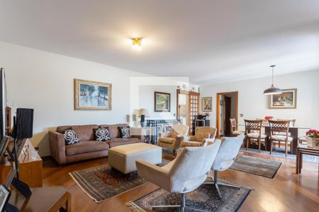 Apartamento à venda com 3 quartos, 165m² em Vila Madalena, São Paulo