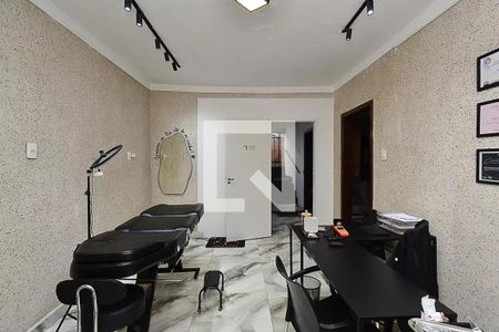 Sala de casa para alugar com 4 quartos, 200m² em Cachoeirinha, Belo Horizonte