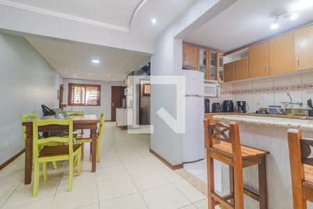 Casa para alugar com 3 quartos, 200m² em Guarujá, Porto Alegre
