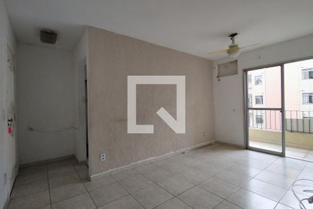 Sala de apartamento para alugar com 2 quartos, 56m² em Pechincha, Rio de Janeiro