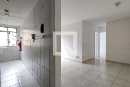 Sala/Cozinha de apartamento para alugar com 2 quartos, 56m² em Pechincha, Rio de Janeiro
