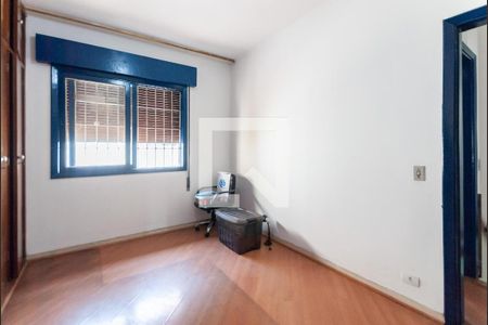 Casa à venda com 3 quartos, 225m² em Bosque da Saúde, São Paulo