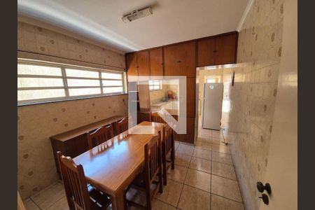 Casa à venda com 3 quartos, 200m² em Vila Nair, São Paulo