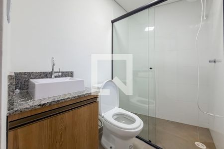 Banheiro de kitnet/studio para alugar com 1 quarto, 34m² em Vila Mariana, São Paulo