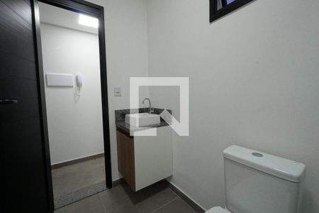 Banheiro de kitnet/studio para alugar com 1 quarto, 34m² em Vila Mariana, São Paulo