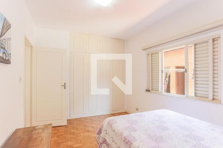 Casa à venda com 3 quartos, 230m² em Vila Madalena, São Paulo