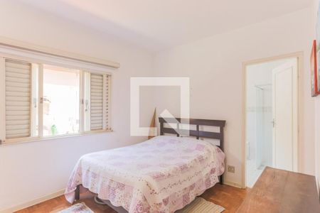 Casa à venda com 3 quartos, 230m² em Vila Madalena, São Paulo