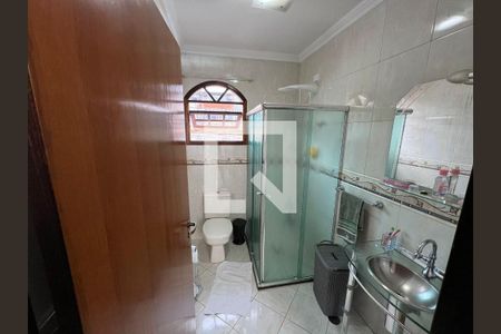 Casa à venda com 3 quartos, 200m² em Vila Santa Clara, São Paulo