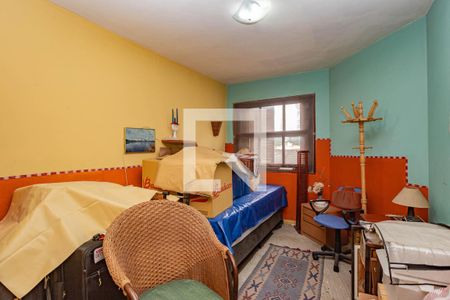 Casa à venda com 5 quartos, 210m² em Jardim Umuarama, São Paulo