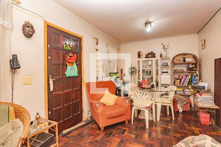 Casa à venda com 5 quartos, 210m² em Jardim Umuarama, São Paulo