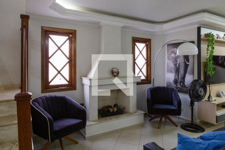 Sala de casa para alugar com 3 quartos, 375m² em Parque Renato Maia, Guarulhos