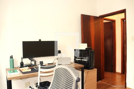 Dormitório 1 de apartamento à venda com 2 quartos, 82m² em Bela Vista, São Paulo