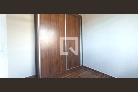 Quarto 2 de apartamento para alugar com 2 quartos, 60m² em Ouro Minas, Belo Horizonte