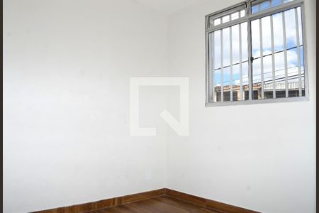 Quarto 2 de apartamento para alugar com 2 quartos, 60m² em Ouro Minas, Belo Horizonte