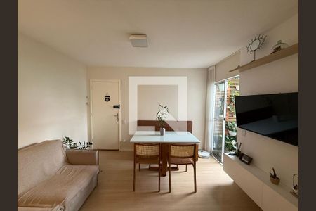 Sala de apartamento à venda com 2 quartos, 53m² em Vila Oeste, Belo Horizonte