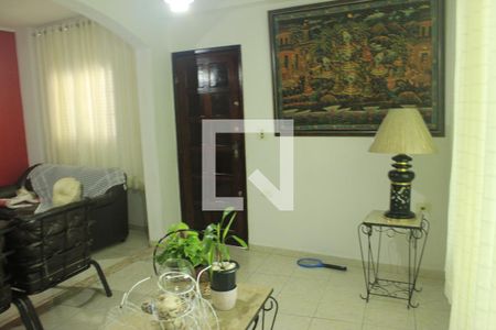 Sala  de casa à venda com 2 quartos, 243m² em Jardim Terezopolis, Guarulhos