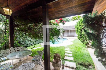 Vista da Sala de casa de condomínio à venda com 4 quartos, 409m² em Alphaville, Santana de Parnaíba