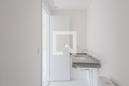Banheiro da Suíte de apartamento à venda com 1 quarto, 24m² em Pinheiros, São Paulo