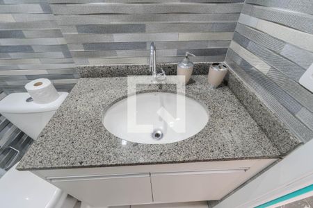 Banheiro de kitnet/studio para alugar com 1 quarto, 25m² em Consolação, São Paulo