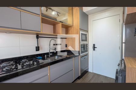 Sala e Cozinha de apartamento para alugar com 1 quarto, 32m² em Vila das Belezas, São Paulo