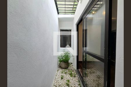 Área externa de casa à venda com 4 quartos, 253m² em Indianópolis, São Paulo