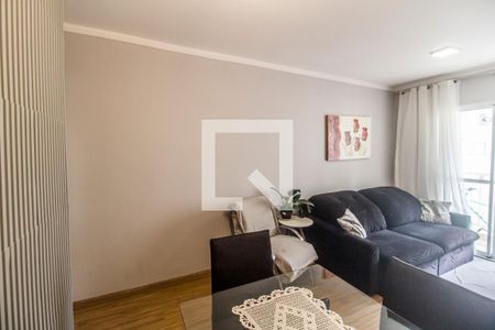 Sala  de apartamento à venda com 3 quartos, 68m² em Jardim Tupanci, Barueri