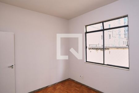 Quarto de apartamento para alugar com 3 quartos, 96m² em Funcionários, Belo Horizonte