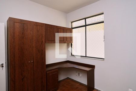Quarto 1 de apartamento para alugar com 3 quartos, 96m² em Funcionários, Belo Horizonte