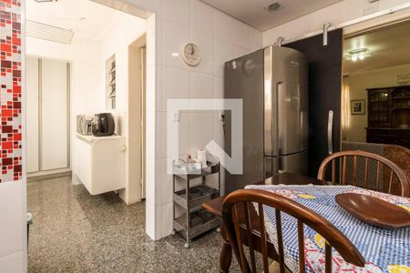 Apartamento à venda com 3 quartos, 84m² em Vila Romana, São Paulo