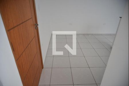 Apartamento para alugar com 2 quartos, 47m² em Jardim Santo Alberto, Santo André