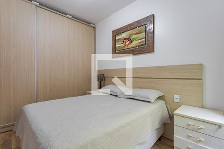 Quarto 2 de apartamento para alugar com 2 quartos, 95m² em Floresta, Porto Alegre