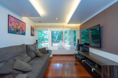 Casa à venda com 4 quartos, 473m² em Chácara Monte Alegre, São Paulo