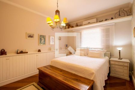 Casa à venda com 14 quartos, 462m² em City América, São Paulo