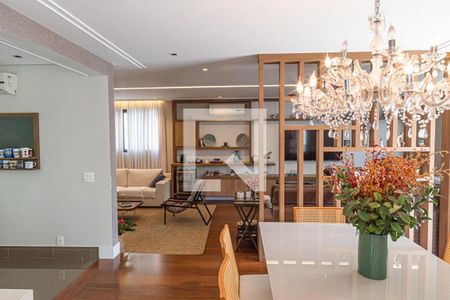 Apartamento à venda com 4 quartos, 240m² em Higienópolis, São Paulo