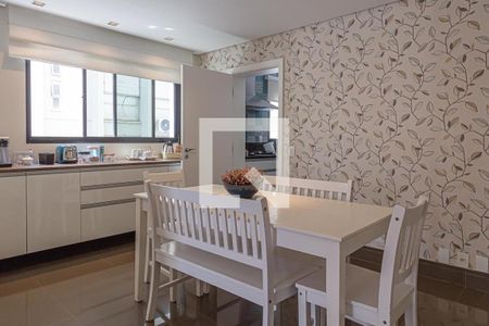 Apartamento à venda com 4 quartos, 240m² em Higienópolis, São Paulo