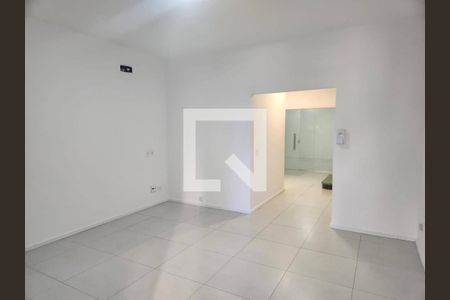 Casa à venda com 5 quartos, 267m² em Pinheiros, São Paulo