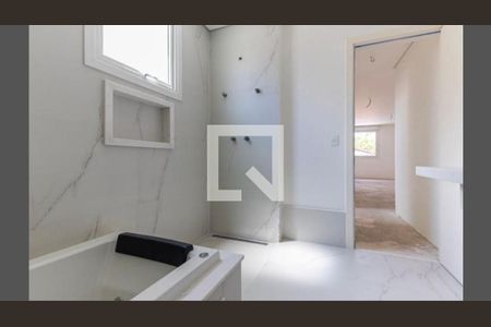 Casa à venda com 3 quartos, 525m² em Vila Elvira, São Paulo