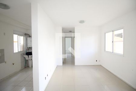 Sala de apartamento para alugar com 3 quartos, 71m² em Humaitá, Porto Alegre