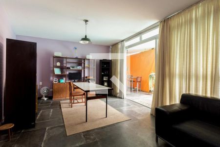 Casa à venda com 4 quartos, 624m² em Butantã, São Paulo