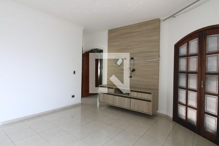 Quarto 1 de casa para alugar com 7 quartos, 358m² em Vila Ré, São Paulo