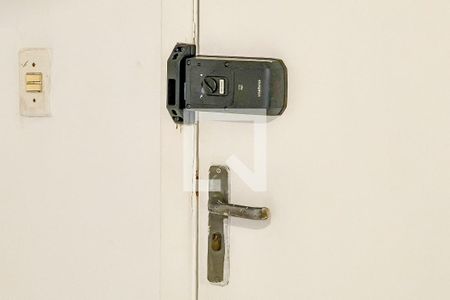 Sala de casa de condomínio para alugar com 2 quartos, 70m² em Canto do Forte, Praia Grande